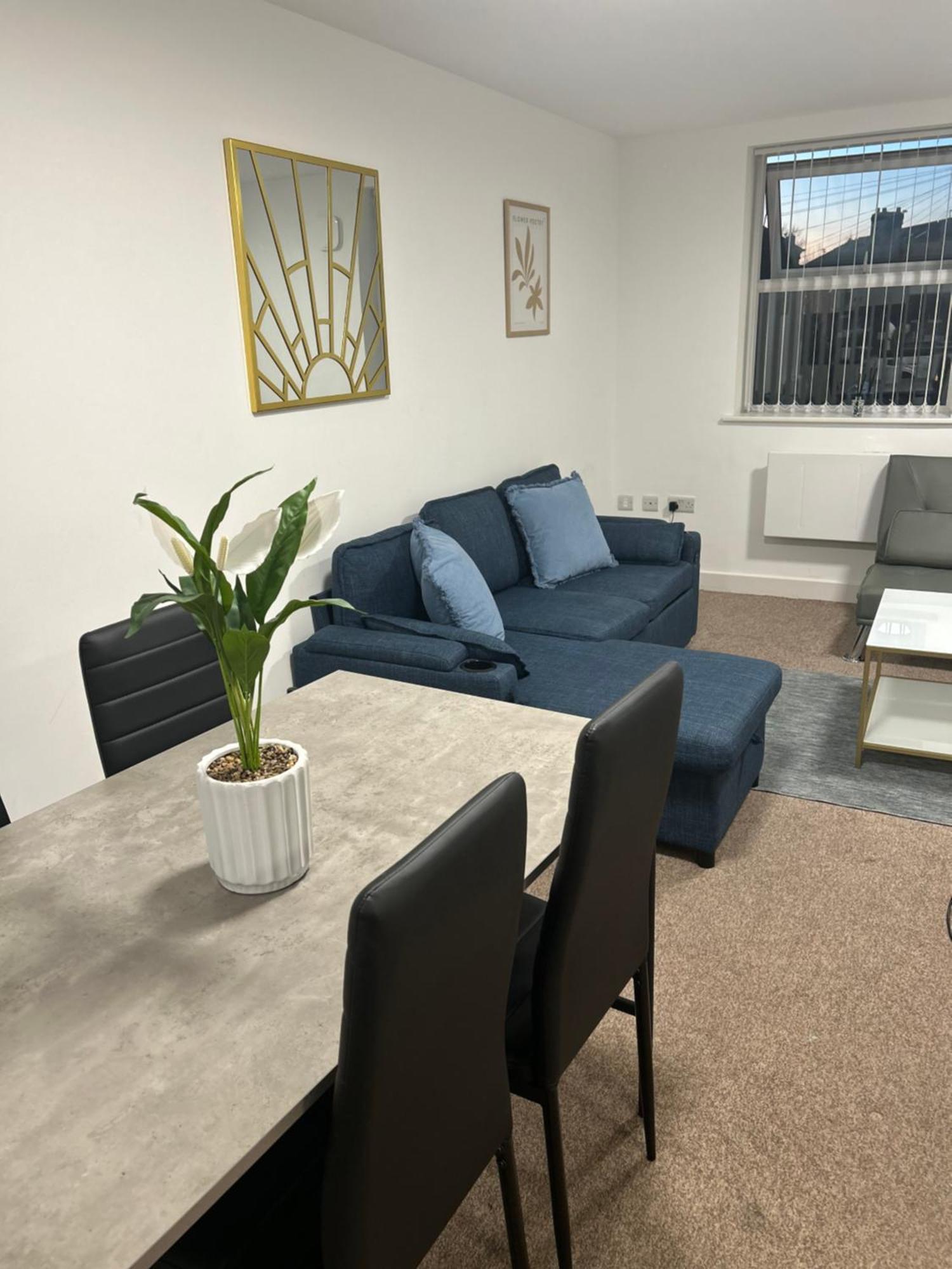 Failsworth Luxury Apartment With Free Parking By Daley Stays Манчестер Екстер'єр фото